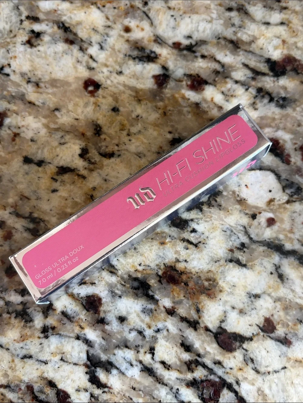 ⚡️🖤Urban Decay Snitch Hi Fi Ultra Cushion Lip Gloss